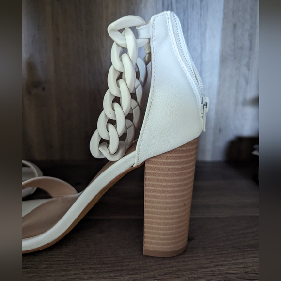 Oasis Society size 7 heels - Picture 3 of 6